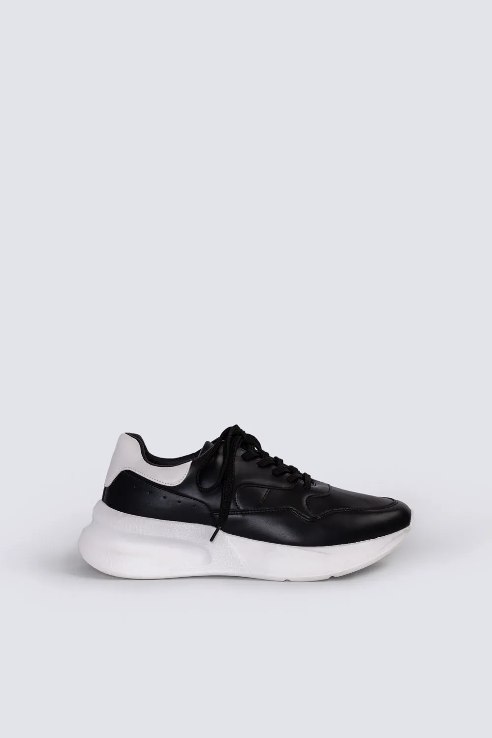 CHUNKY SNEAKERS