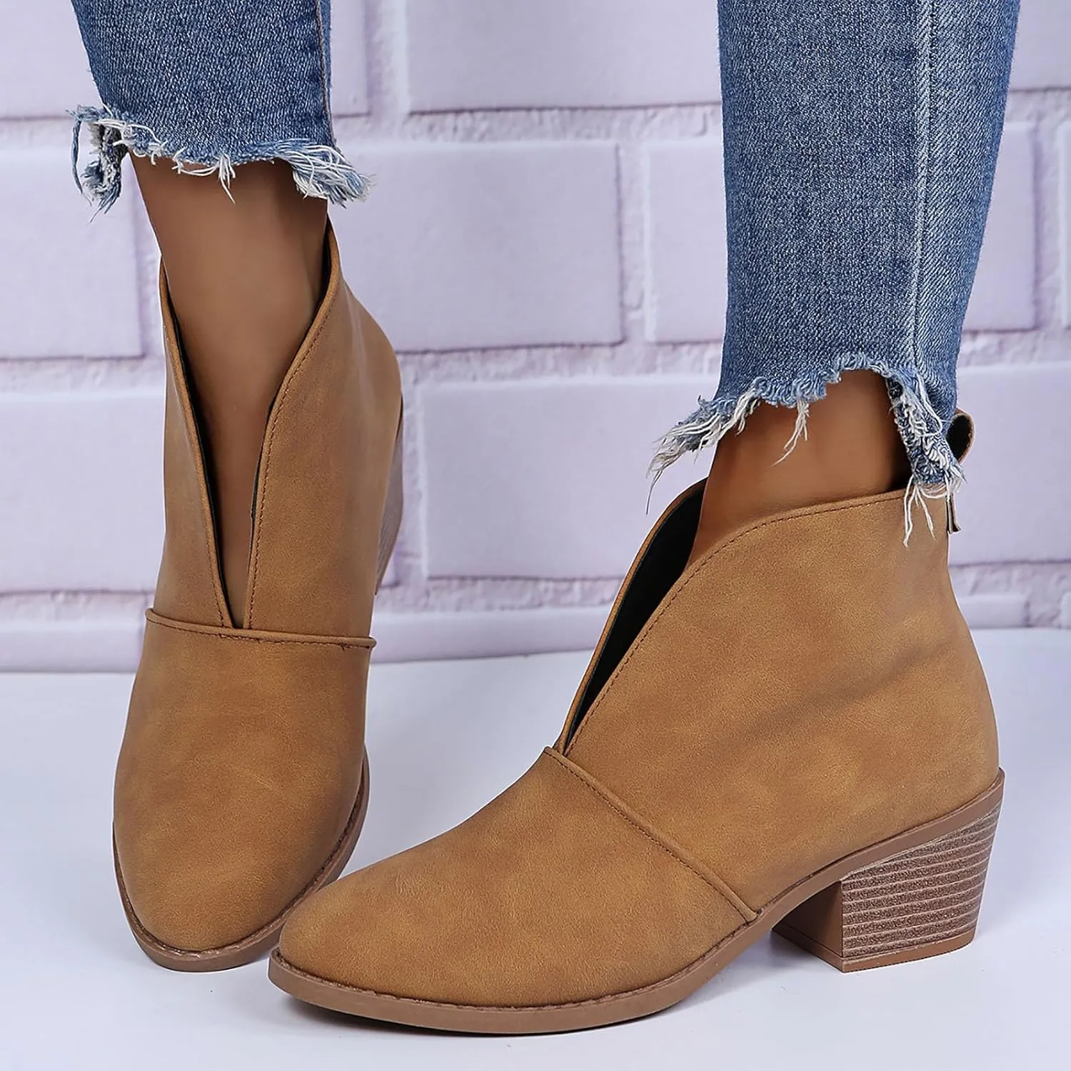 Cowboy Boots for Women Western Fashion Round Toe Low Chunky Heel Ankle Boots for Women Casual Short Cowgirl Boots