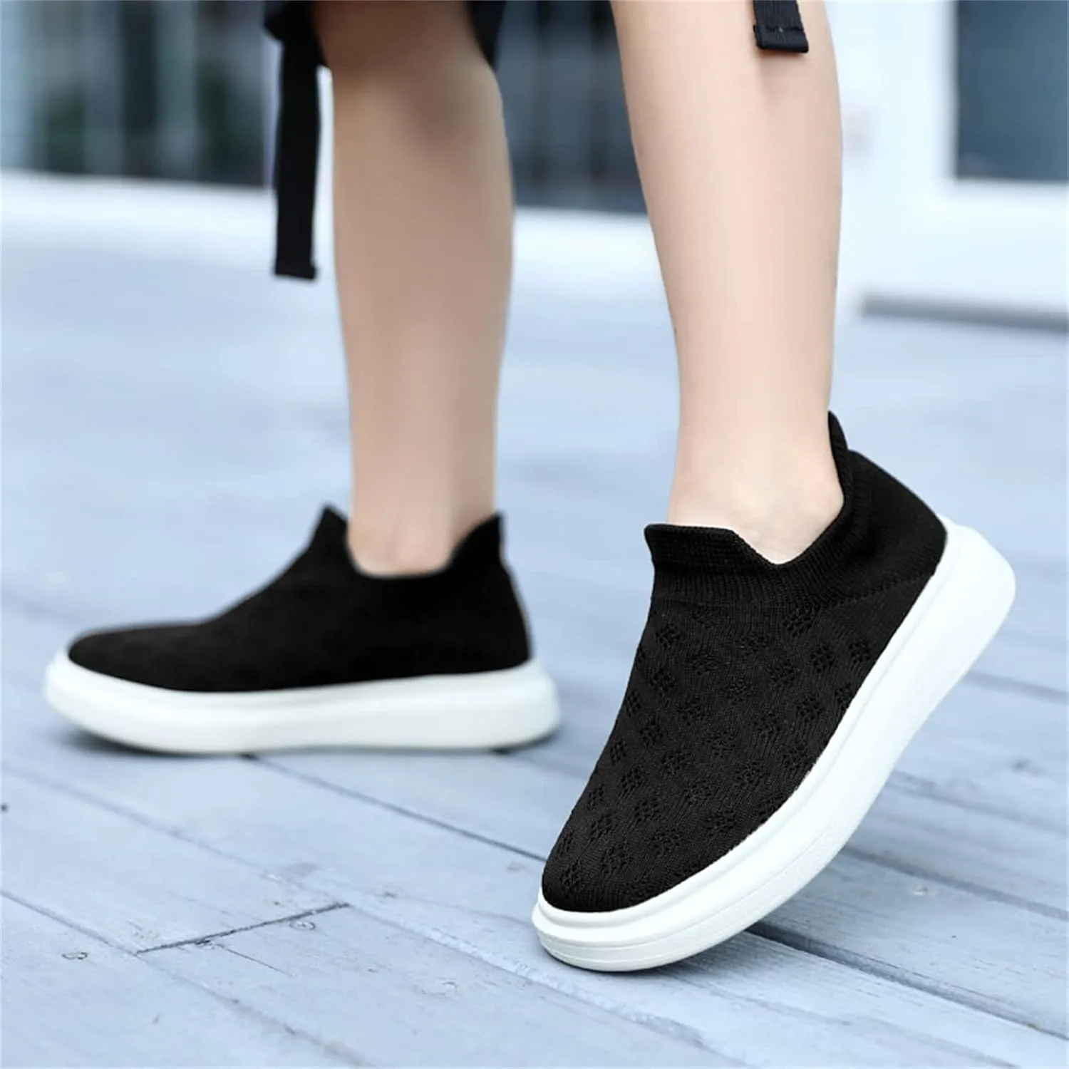 Kids Sneakers Boys Mesh Lightweight Breathable Fashion Casual Shoes Slip On Outdoor Sports Shoes Running Sports Sneakers
