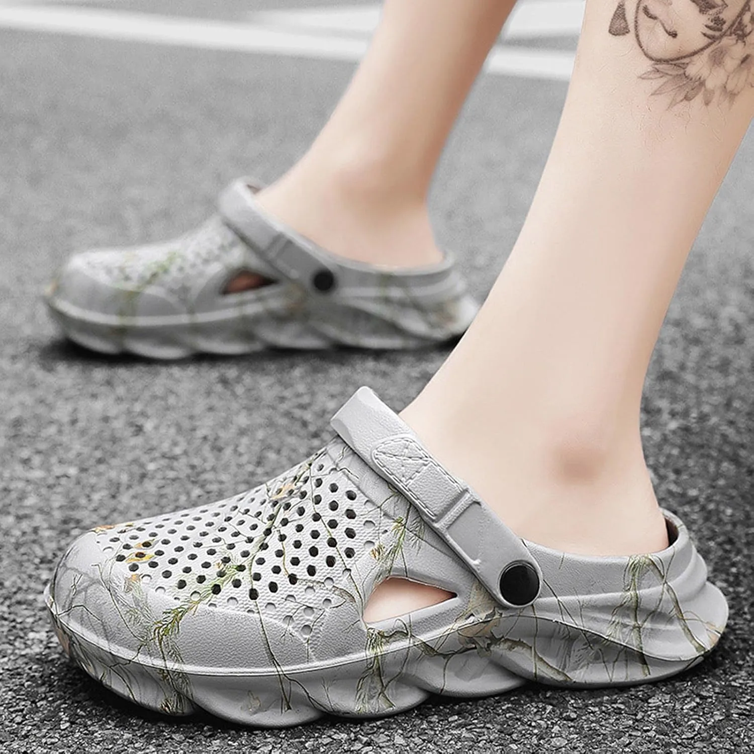 Meidiastra Men's Clogs Athletic Sports Sandal Water Slippers Beach Sports Sandals Slip-On Yard Garden Shoes with Adjustable Back Strap - River Edge
