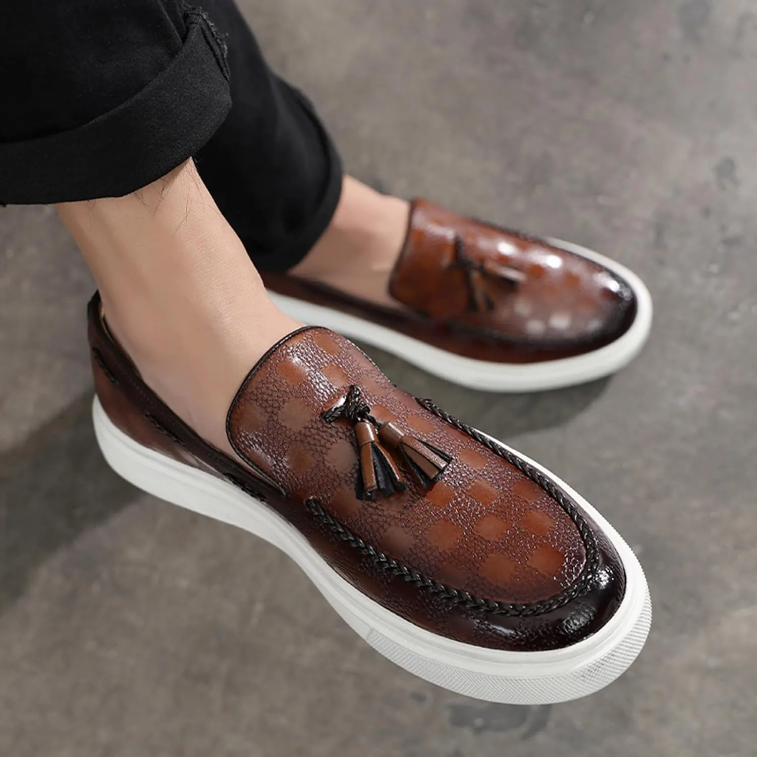 Men's PU Leather Slip-On Tassel Loafers Casual Platform Shoes Lightweight Driving Flat Leather Loafers