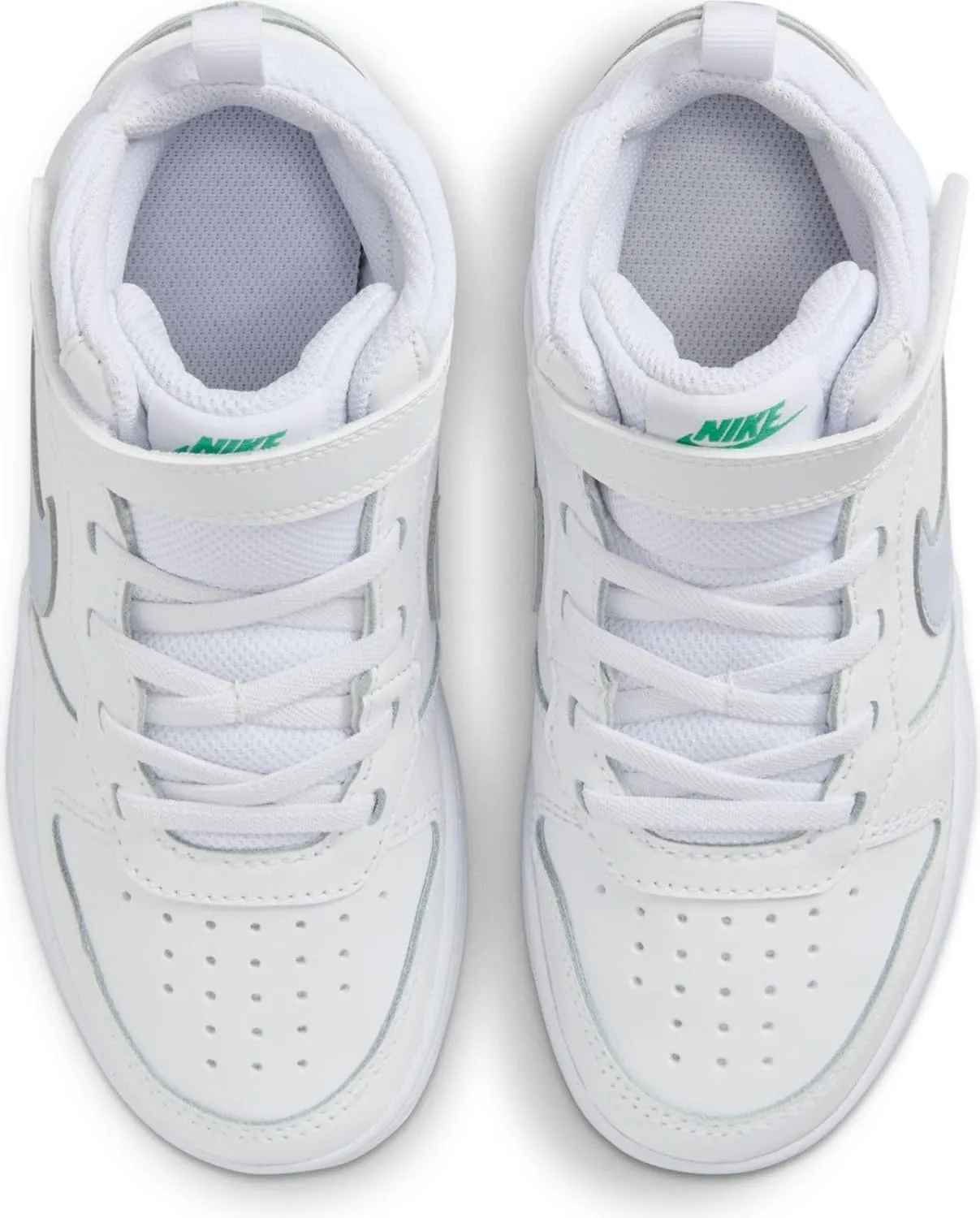 Nike Unisex-Child Sports Three Quarter High Shoes