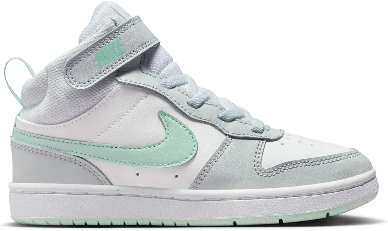 Nike Unisex-Child Sports Three Quarter High Shoes